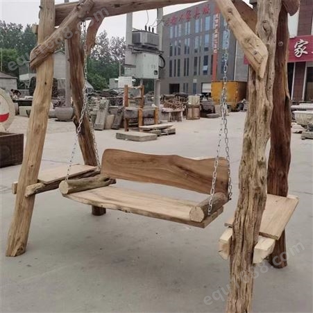 中式庭院民宿装饰实木摇椅 不易风化 承载力强