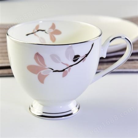 骨瓷咖啡杯碟套装 创意时尚咖啡具 陶瓷咖啡杯 可定制图案