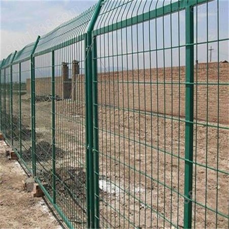 边框防护网 2*3边框护栏网 定制扁铁围栏网图片 安全防护网